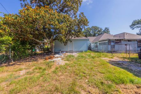 New construction Single-Family house 3309 Illinois Street, Baytown, TX 77520 - photo 23 23