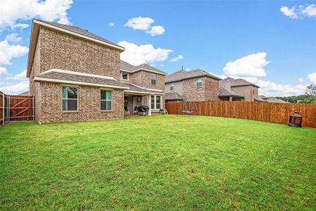 New construction Single-Family house 525 Ramon Street, Burleson, TX 76028 - photo 18 18