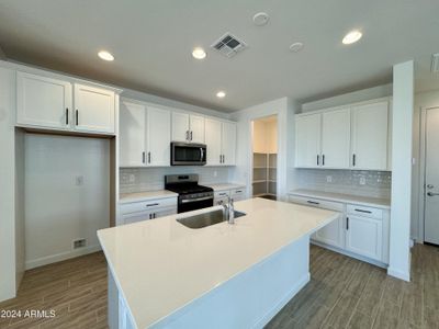 New construction Single-Family house 2247 W Paso Trail, Phoenix, AZ 85085 Ridgeline Homeplan- photo 10 10