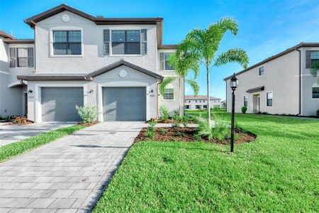 New construction Townhouse house 15191 Lyla Terrace, Lakewood Ranch, FL 34211 - photo 0