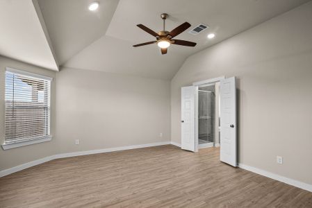New construction Single-Family house 5702 Dawning Sun Street, Fulshear, TX 77441 - photo 11 11