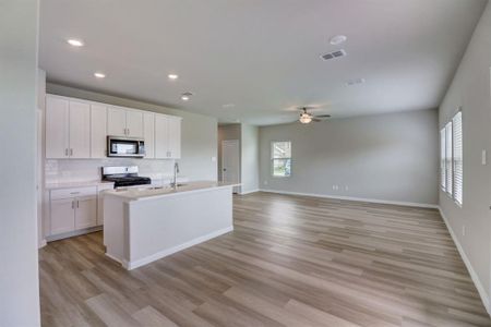 New construction Single-Family house 803 Mckenna Drive, Lowry Crossing, TX 75069 - photo 15 15