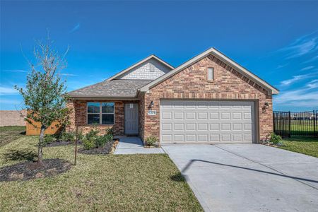 New construction Single-Family house 13104 Villa Sola Drive, Texas City, TX 77568 - photo 0