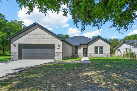 New construction Single-Family house 2131 Varsity Drive, Grand Prairie, TX 75051 - photo 0