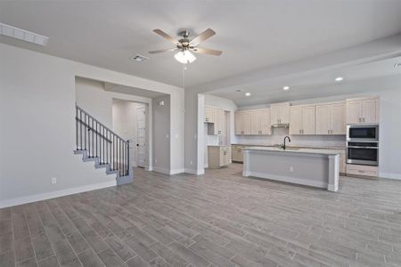 New construction Single-Family house 212 Scenic Hills Cir, Georgetown, TX 78628 Plan Unknown- photo 6 6