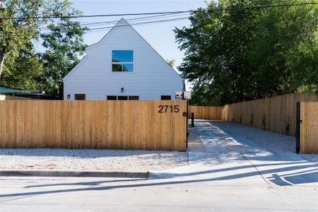 New construction Condo/Apt house 2715 Sweeney Ln, Unit 1, Austin, TX 78723 - photo 37 37