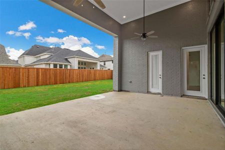 New construction Single-Family house 619 Saddle Crest Drive, Aubrey, TX 76227 Altamura Plan- photo 23 23