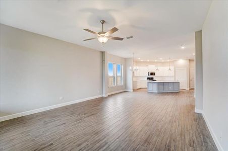 New construction Single-Family house 11434 Horse Chestnut Way, Cypress, TX 77433 - photo 18 18