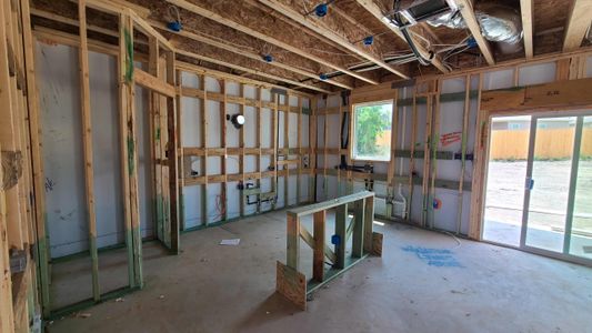 New construction Single-Family house 907 Palo Brea Loop, Hutto, TX 78634 Colton Homeplan- photo 6 6
