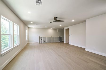 New construction Single-Family house 413 Forest Reserve Place, Houston, TX 77079 Knox B- photo 39 39