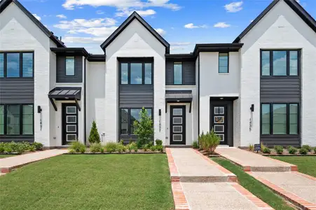 New construction Townhouse house 1433 Silver Marten Trail, Arlington, TX 76005 Julia- photo 0