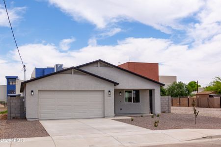 New construction Single-Family house 1121 S 10Th Street, Phoenix, AZ 85034 - photo