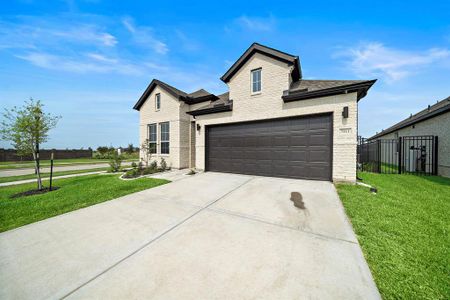 New construction Single-Family house 7511 Coral Lake Drive, Cypress, TX 77433 - photo 1 1