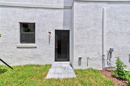 New construction Townhouse house 523 Sw 19Th Ter, Fort Lauderdale, FL 33312 - photo 8 8