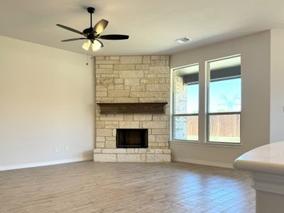 New construction Single-Family house 3301 Beverly Hills, Burleson, TX 76028 Concept 2267- photo 5 5