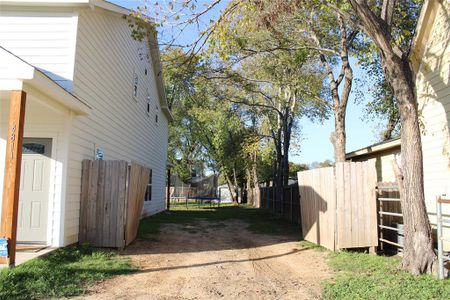 New construction Single-Family house 4811 Fitzhugh Avenue, Fort Worth, TX 76105 - photo 4 4