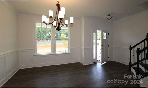 New construction Single-Family house 11128 Lochmere Road, Charlotte, NC 28278 The Fenmore- photo 8 8