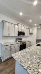 New construction Single-Family house 273 Westhampton Drive, Palm Coast, FL 32164 - photo 13 13