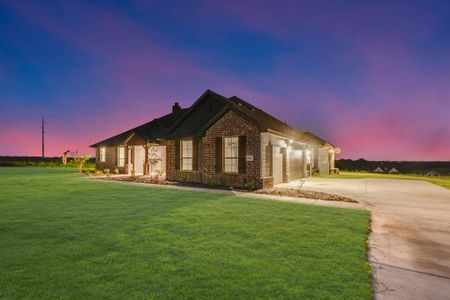 New construction Single-Family house 80 Arches Way, Valley View, TX 76272 Colorado II- photo 4 4