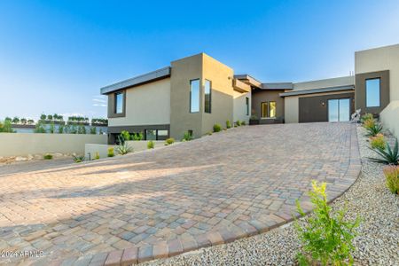 New construction Single-Family house 11824 N Sunset Vista Drive, Scottsdale, AZ 85268 - photo 96 96