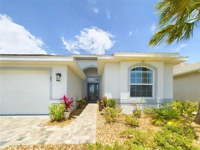 New construction Single-Family house 43 Matanzas Lakes Drive, Palm Coast, FL 32137 - photo 5 5