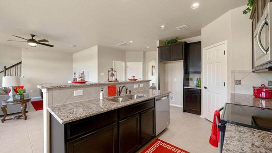 New construction Single-Family house 11602 Briceway Land, San Antonio, TX 78254 - photo 32 32