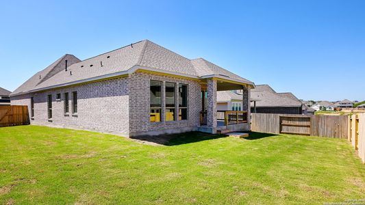 New construction Single-Family house 660 Vireos Street, New Braunfels, TX 78132 Design 2049W- photo 33 33