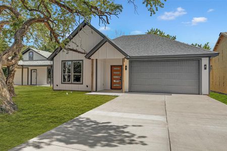 New construction Single-Family house 711 E Hanna Street, Denison, TX 75021 - photo 0