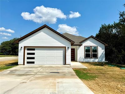 New construction Single-Family house 2300 Forest Hill Lane, Granbury, TX 76048 - photo 0 0