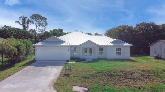 New construction Single-Family house 4690 Seagrape Drive, Fort Pierce, FL 34982 - photo 0 0