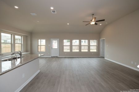 New construction Single-Family house 1144 Water Valley, Seguin, TX 78155 Barbosa- photo 13 13