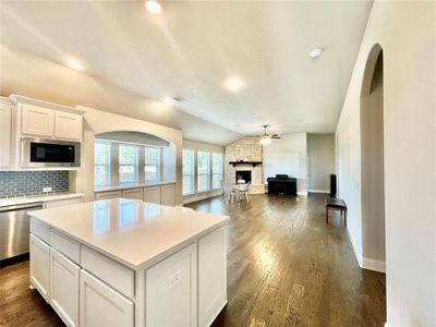 New construction Single-Family house 11401 Falcon Trace Drive, Fort Worth, TX 76244 Cypress- photo 5 5