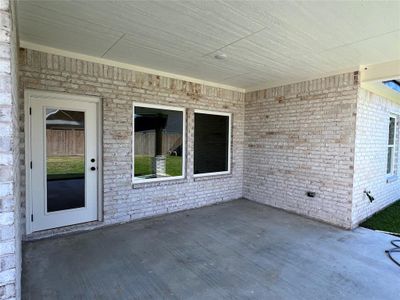 New construction Single-Family house 6 Gemstone Court, Angleton, TX 77515 - photo 16 16
