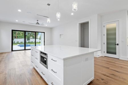 New construction Single-Family house 245 Alhambra Place, West Palm Beach, FL 33405 - photo 1 1