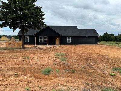 New construction Single-Family house 1020 Hereford Drive, Springtown, TX 76082 - photo 0 0