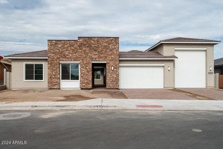 New construction Single-Family house 10010 S 37Th Avenue, Laveen, AZ 85339 Cholla Plan 5541- photo 0