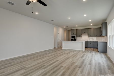New construction Single-Family house 7815 Viper Cove, San Antonio, TX 78253 Alyssa Homeplan- photo 6 6