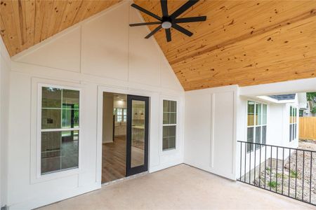 New construction Single-Family house 44 Whistling Wind Ln, Wimberley, TX 78676 - photo 32 32