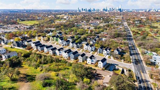 New construction Single-Family house 1184 Sarabeth Way, Austin, TX 78721 - photo 8 8