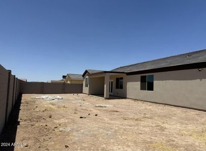 New construction Single-Family house 10745 W Arvada Drive, Arizona City, AZ 85123 - photo 32 32