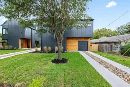 New construction Single-Family house 2008 Gathright Cv, Unit A, Austin, TX 78704 - photo 0