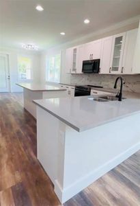 New construction Single-Family house 5701 N 20Th Street, Tampa, FL 33610 - photo 1 1