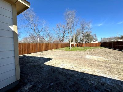 New construction Single-Family house 205 Laroe Street, Terrell, TX 75160 - photo 22 22
