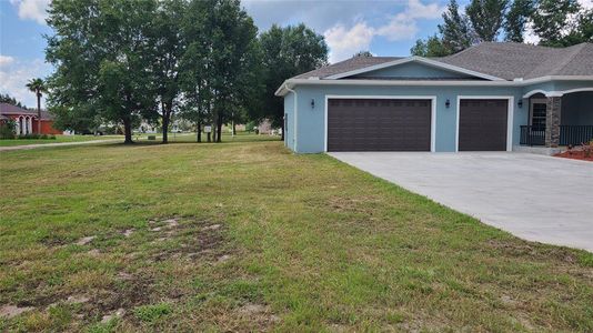 New construction Single-Family house 3603 Pioneer Country Trail, Plant City, FL 33567 - photo 31 31
