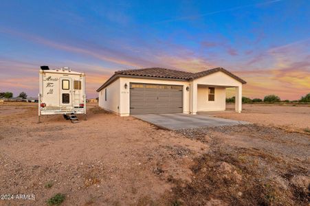 New construction Single-Family house 3515 N Tewa Circle, Eloy, AZ 85131 - photo 0 0