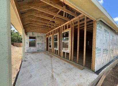New construction Single-Family house 141 Grand Teton Drive, Kyle, TX 78640 Cheyenne Homeplan- photo 23 23
