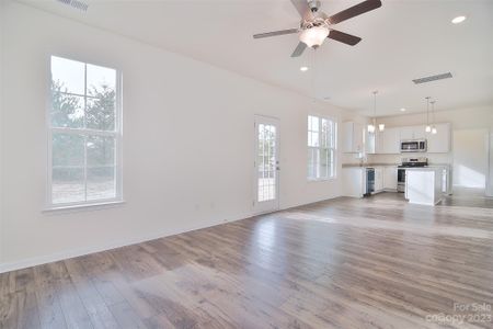New construction Single-Family house 105 Megby Trail, Statesville, NC 28677 Wyndham- photo 7 7