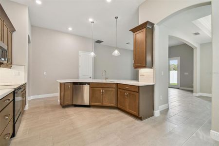 New construction Single-Family house 4931 Emerald Acres Way, Zephyrhills, FL 33541 Sweetwater- photo 8 8