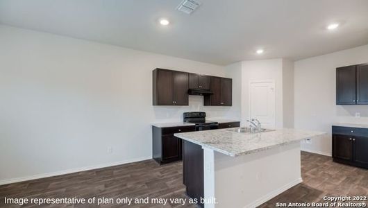 New construction Single-Family house 125 Chipping Alley, Floresville, TX 78114 Grace - photo 5 5