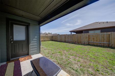 New construction Single-Family house 13503 Roosevelt Arch Drive, Ponder, TX 76259 - photo 17 17